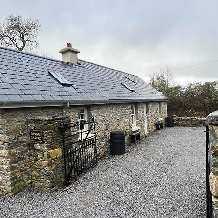 Newly Renovated Stone Cottage Located 2.5 Miles From Killarney Town Teernaboul Exteriér fotografie