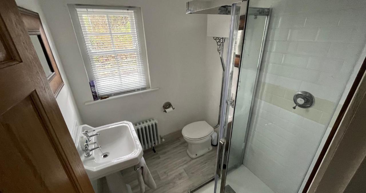 Newly Renovated Stone Cottage Located 2.5 Miles From Killarney Town Teernaboul Exteriér fotografie